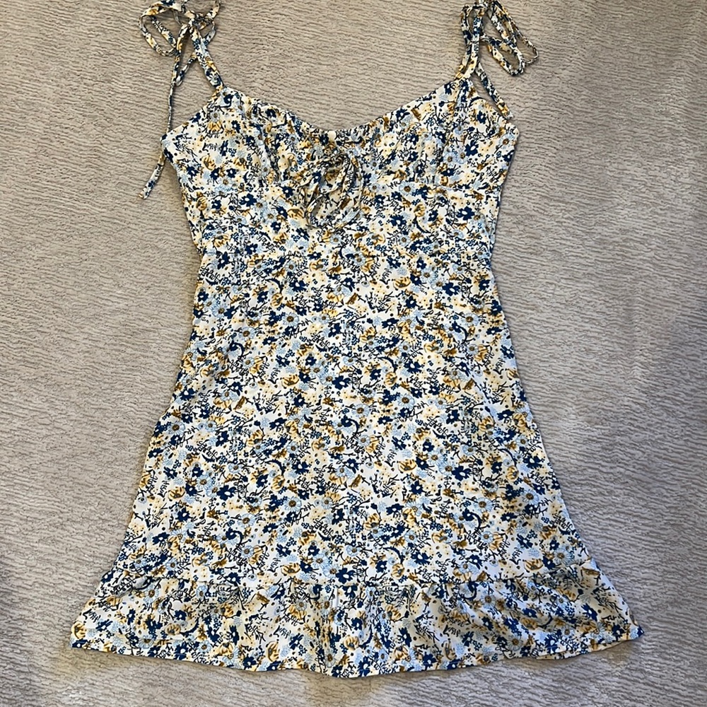 Shein Ditsy Floral Shirred Ruffle Hem Cami Dress